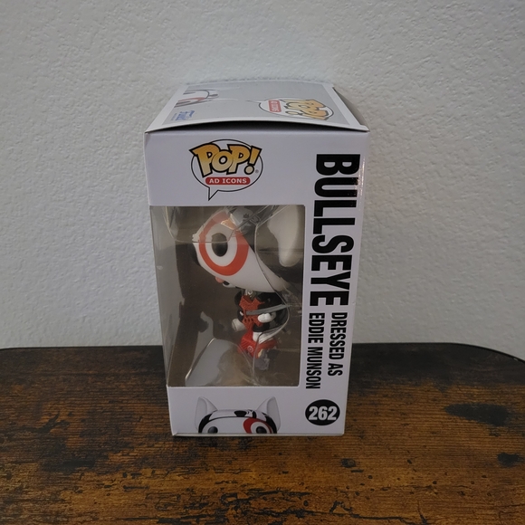 Funko Pop Stranger Things Bullseye Dressed As Eddie Munson Funko Exclusive #262 - Picture 2 of 5